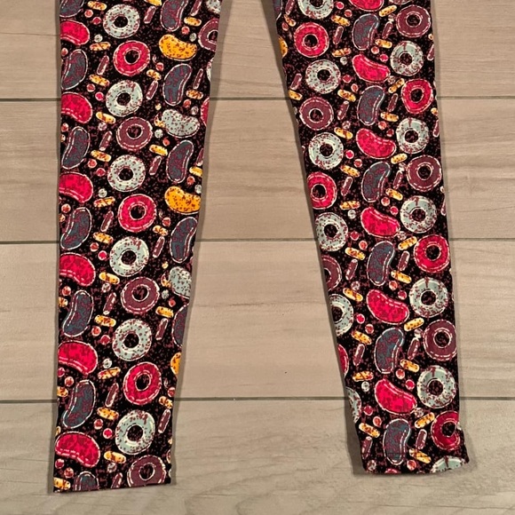 Lula roe Colorful Donut Print Leggings ONESIZE FITS MOST 2-12 women - Picture 4 of 5